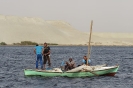 Pescatori nel canale di Suez